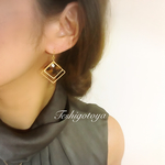 square tortoiseshell and metal pierce/earring