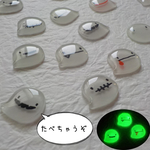 【受注制作】雪蛍みたいな冬のおばけピアス