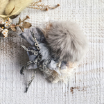 コサージュ・ヘアクリップ【lightgray fur collage】