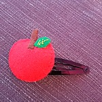 リンゴ🍎のパッチン留め