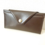 シンプルなレザーギャルソンウォレット[チョコ]