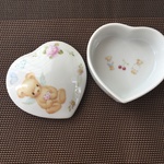 イニシャル・名前入れれます！くまのハートの小物入れ
