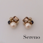 new color スクエアビジュのプチイヤリング（ピアス）