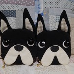 「buhibuhiboo様ご依頼品　フレブル君のお顔ポーチ二点」