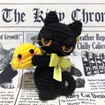 【送料無料】やさぐれ黒猫と小鳥*あみぐるみストラップ