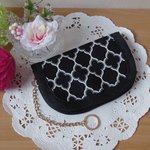 送料無料・ラウンドパスケース（Moroccan black)
