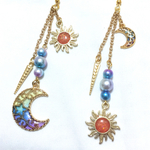 太陽と月のアシンメトリーピアス