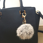 リアルラビットファーのバッグチャーム グレー