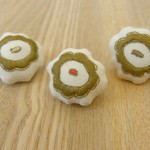 sale! 花もようのブローチ　3コセット