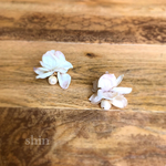 コットンパールと花びら  アンティークベージュ