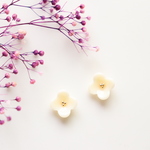 cream flower♡　ピアス/樹脂ノンホールピアス（イヤリング） 