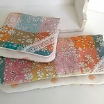 リバティ♪ふんわり柔らかハンカチ２枚セット♪マドラスチェック♪６重ガーゼ♪
