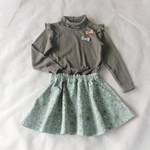 ハイネックのドッキングワンピース 