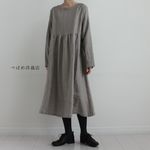 リネン100％ギャザー切り替えワンピース　ライトグレー