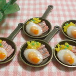 【再販】ミニチュア☆鉄板モーニング　目玉焼き