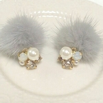 キラキラビジュー♡グレーミンクファーピアス