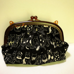 SALE❤︎ニャンコ大きめお化粧ポーチがま口