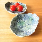 青いお花の小皿