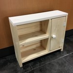 【色変更OK】トイレ収納棚 目隠し扉付で便利！ N/W 完成品