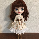 22センチドール レトロなワンピース リトルローズ アイボリー