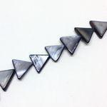 11×14mm　シェルパーツ　三角形　30個
