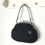 長財布が入るがま口バッグ  クッキーブローチ付き ブラック