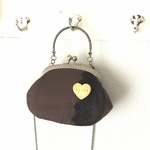 【30%オフSALE】2way がま口バッグ  クッキーブローチ付き ブラウン
