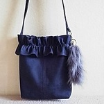 M☆デニムフリルショルダー👜ラフなスタイルでお出かけ♪今だけファー付