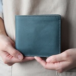 二つ折り財布　ブルー　＜Ｓサイズ＞　名入れ／ギフトラッピング可【ご注文順に生産させて致します】