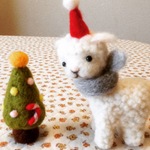 アルパカさんとクリスマスツリー
