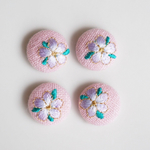 【4個】花柄刺繍カボション＊くるみボタン＊