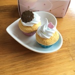 ｽｲｰﾂﾃﾞｺ☆カップケーキ2点(ケース＆マグネット付)②☆おままごと　m