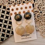 ブラックラメ入りカボション✱秋冬ピアス