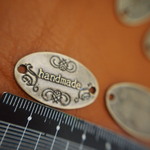 CH02A　ハンドメイドレトロプレート　手作りチャーム　アンティークゴールド「hand made」 5個　