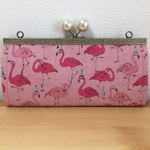 ピンクフラミンゴ柄のがま口長財布