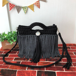 ゆうちゃん様専用  ファスナー付き裏袋(裏地)付き ズパゲッティ フリンジ ショルダー バッグ  黒グレー