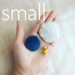 温か手触り♡しっぽのブローチ【小さいサイズ】