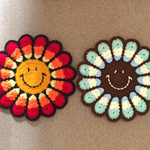 やっぱりねこがすき様 オーダー作品 スマイリーフラワーの円座　   red mix bbweg 2枚