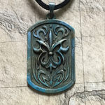 発掘されたペンダント（22）