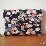 御朱印帳ケース　～花輪・黒～