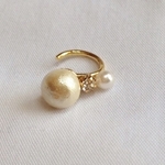 【SALE 800円→550円】コットンパールのイヤーカフ
