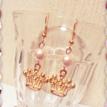 送料込＊王冠ピアス＊ハンドメイド
