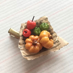 とれたて野菜もりブローチピン