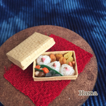 ミニチュアフード 竹かご桜おにぎり弁当