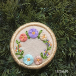 丸いお花の刺繍ブローチ✴︎324
