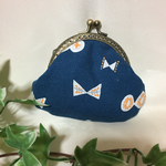 送料込み❁リボン🎀チョウ柄のがま口