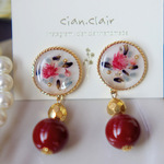 【再販オーダー品】ホワイトガーデン・ダークレッドビーズ　ピアス