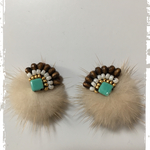 刺繍ファーピアス イヤリング  ベージュターコイズ