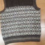 丸首ベスト 茶色 両面模様