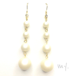 パールの大ぶりロングピアス